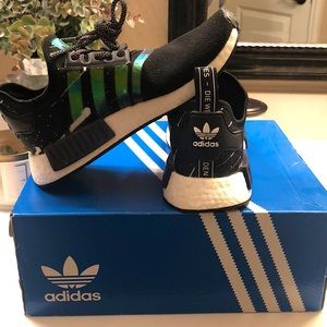 NMD R1 women’s adidas shoes size 7